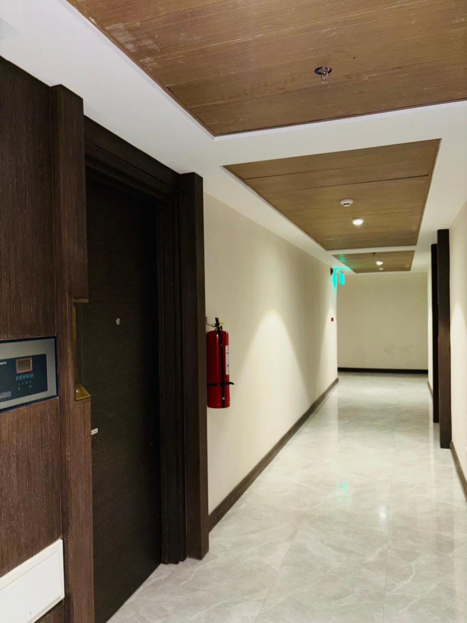 One Euphoria Prime Suite Hotel Анхелес Екстер'єр фото